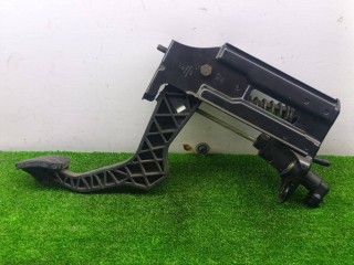 педаль сцепления, ориг. номер 1J1721373C, Volkswagen Golf 3 поколение 1991-2000