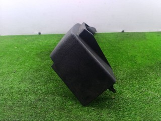 кронштейн полки багажника, ориг. номер 1J4867762B, Volkswagen Golf 3 поколение 1991-2000