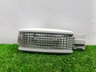 фонарь салона (плафон), ориг. номер 3B0947113, Volkswagen Touran 1 поколение 2003-2006