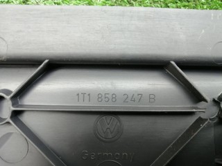 декоративная накладка торпедо, ориг. номер 1T1858247B, Volkswagen Touran 1 поколение 2003-2006