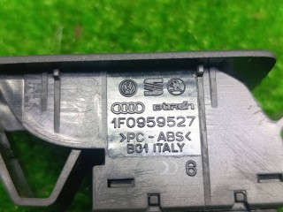 кнопка стеклоподъемника двери передней правой, ориг. номер 1F0959527, Volkswagen Touran 1 поколение 2003-2006