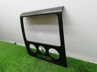 рамка магнитолы, ориг. номер 2K0858061, Volkswagen Caddy 3 поколение 2004-2010