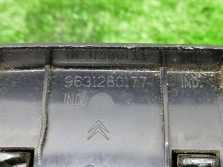 дефлектор обдува салона, ориг. номер 9631280177, Citroen Xsara Picasso 1 поколение 1999-2004
