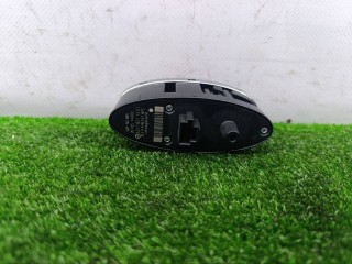 кнопка стеклоподъемника двери, ориг. номер A2118211351, Mercedes-Benz E W211 2002-2006