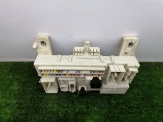 блок предохранителей, ориг. номер 30765015, 221206, 05077978, 519096606, 162846, Volvo V50 1 поколение 2003-2007