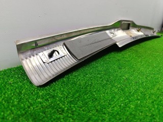 накладка внутренняя на заднюю панель кузова, ориг. номер 3B9863459J, Volkswagen Passat B5 1996-2001