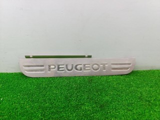 накладка внутренняя на порог задняя левая, ориг. номер 9644563980, Peugeot 407 1 поколение 2004-2008