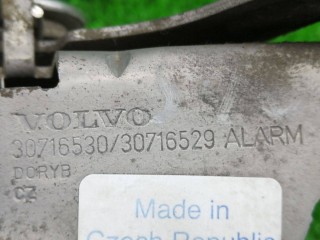 замок капота, ориг. номер 30716530, 30716529, Volvo V50 1 поколение 2003-2007