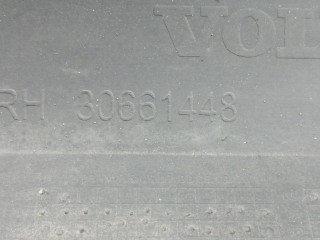 накладка двери передней правой, ориг. номер 30661448, Volvo V50 1 поколение 2003-2007