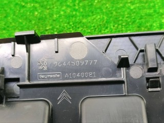 дефлектор обдува салона, ориг. номер 9644589777, Peugeot 407 1 поколение 2004-2008