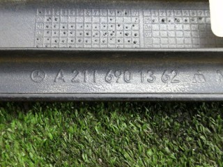 накладка двери задней левой, ориг. номер A2116901362, Mercedes-Benz E W211 2002-2006