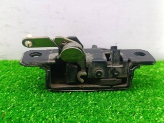 замок багажника, ориг. номер 3B9827505E, Volkswagen Passat B5 1996-2001