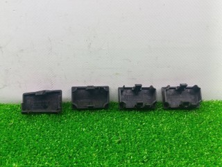заглушка заднего бампера под крюк, ориг. номер 3B0858180A, 3B0858179, Volkswagen Passat B5 [рестайлинг] 2000-2005