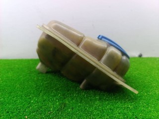 бачок расширительный, ориг. номер 8D0121403L, Volkswagen Passat B5 1996-2001