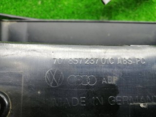 рамка панели приборов, ориг. номер 70185723701C, Volkswagen Multivan T4 1990-1996