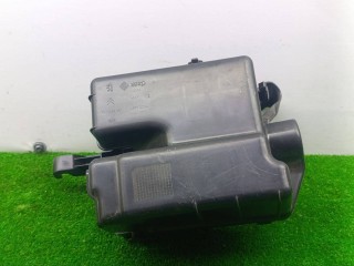 короб предохранителей Peugeot 407 1 поколение 2004-2008, 9644947480