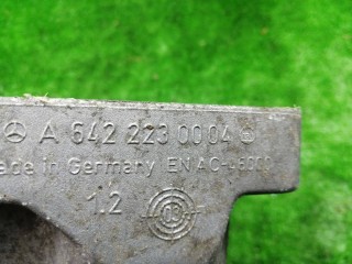 кронштейн двигателя, ориг. номер A6422230004, Mercedes-Benz E W211 2002-2006