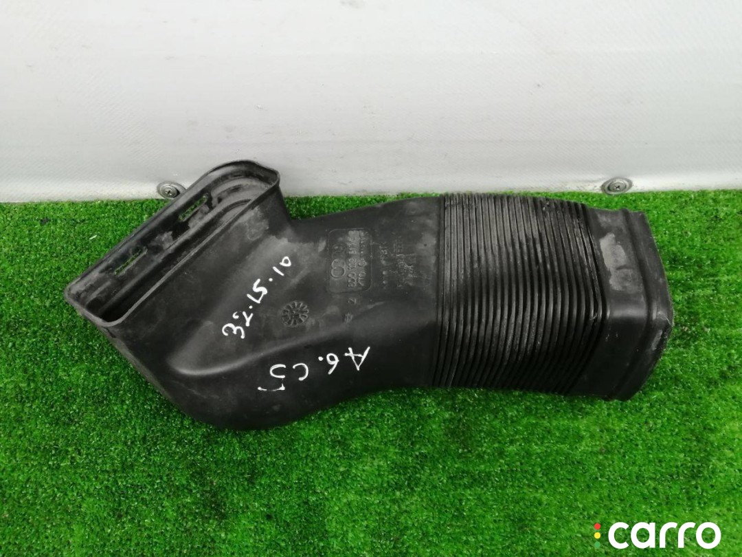 8D0129617E патрубок воздушного фильтра Audi A6 C5 2001г. - фото №2