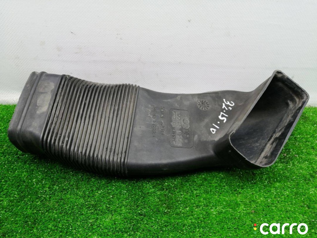 8D0129617E патрубок воздушного фильтра Audi A6 C5 2001г. - фото №5