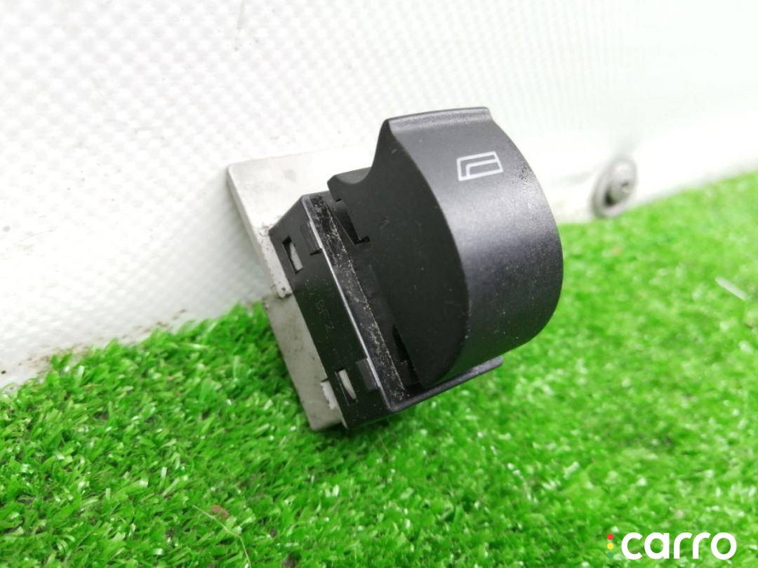 4B0959855 кнопка стеклоподъемника двери Audi A6 C5 2001г. - фото №2