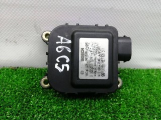 моторчик заслонки печки Audi A6 C5 1997-2001, 2.5 л, 4B1820511K