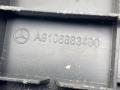 A9106863400, 9106863400 накладка внутренняя на порог передняя правая Mercedes-Benz Sprinter W907/W910 2020г. - фото №3