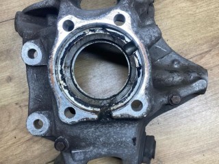 кулак задний левый, ориг. номер 6866337, BMW 5 G30/G31 2016-2020