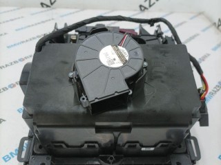 подстаканник, ориг. номер 6827173, BMW X7 G07 [рестайлинг] 2022-2026