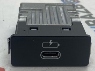 разъем AUX / USB, ориг. номер 5A84164, BMW X7 G07 [рестайлинг] 2022-2026