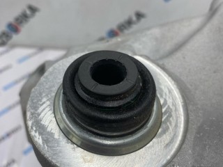 кулак задний левый, ориг. номер 6876653, BMW X7 G07 [рестайлинг] 2022-2026