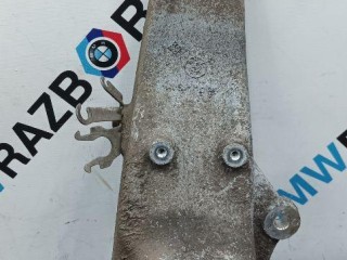 кулак передний левый, ориг. номер 6884381, 31206884381, BMW 5 G30/G31 2016-2020