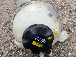 бачок расширительный, ориг. номер 8610654, 17138610654, BMW 5 G30/G31 2016-2020