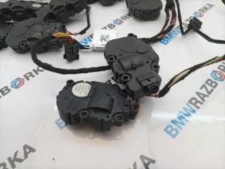 моторчик заслонки печки, ориг. номер 9361700, BMW 5 G30/G31 2016-2020