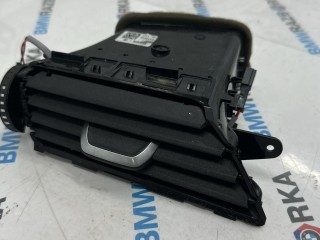 дефлектор обдува салона левый, ориг. номер 9330896, BMW 5 G30/G31 2016-2020
