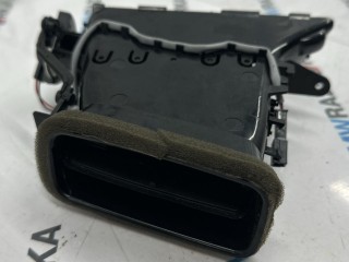 дефлектор обдува салона левый, ориг. номер 9330896, BMW 5 G30/G31 2016-2020