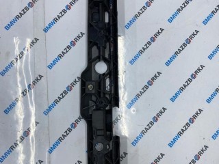 кронштейн крепления порога правый, ориг. номер 51777387346, 7387346, BMW 5 G30/G31 2016-2020