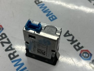 разъем AUX / USB, ориг. номер 84108711938, 8711938, BMW 5 G30/G31 2016-2020