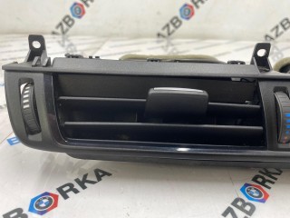 дефлектор обдува салона центральный, ориг. номер 9252648, BMW X5 F15 2013-2018