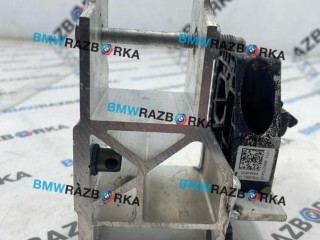 кронштейн (крепление) радиатора правый нижний, ориг. номер 8642754, 7421636, BMW X5 G05 [рестайлинг] 2023-2026