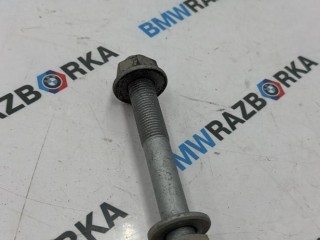 болт BMW X3 G45 2024-2026, 6896651