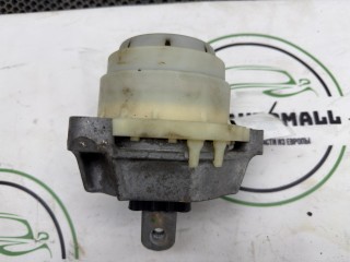 подушка крепления двигателя правая, ориг. номер 6860486, BMW 5 G30/G31 2016-2020