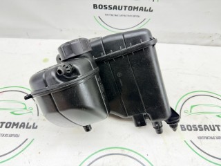бачок расширительный, ориг. номер 17139485733, 17139884859, 9485733, 9884859, 17139846642, 17138610655, 9846642, 8610655, 17138742976, 8742976, BMW 5 G30/G31 2016-2020