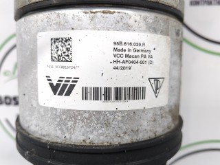 пневмостойка передняя правая, ориг. номер 95B413038C, 95B616039G, 95B616039S, 95B616039R, 95B616039P, Porsche Macan 1 поколение [рестайлинг] 2018-2021