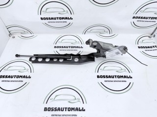 петля капота левая, ориг. номер 95B823359, 95B823359A, 95B823301F, 95B823301E, Porsche Macan 1 поколение [рестайлинг] 2018-2021