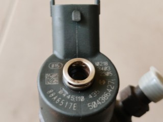 форсунка топливная, ориг. номер 0445110435, 504386427, IVECO Daily 4 поколение 2006-2011