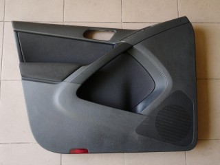 обшивка двери передней левой, ориг. номер 5N086717D, Volkswagen Tiguan 1 поколение 2006-2011