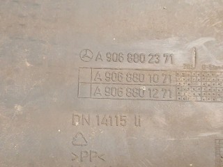 клык бампера задний левый, ориг. номер A9068801071, Mercedes-Benz Sprinter W906 2006-2014