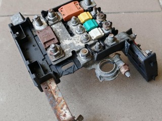 клемма аккумулятора плюс, ориг. номер 69501901, 69501904, 5801423536, IVECO Daily 5 поколение 2011-2014