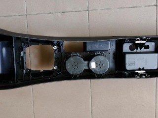 консоль салона, ориг. номер 5N2863243C, Volkswagen Tiguan 1 поколение 2006-2011