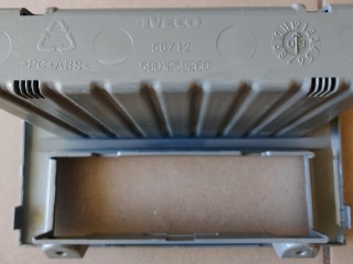 рамка магнитолы, ориг. номер 5801259260, IVECO Daily 4 поколение 2006-2011